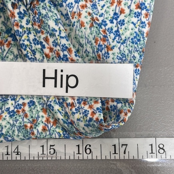 Lush NWT Dress Wrap Blue Tie Back with Ruffles Floral Size Small S - Picture 17 of 17